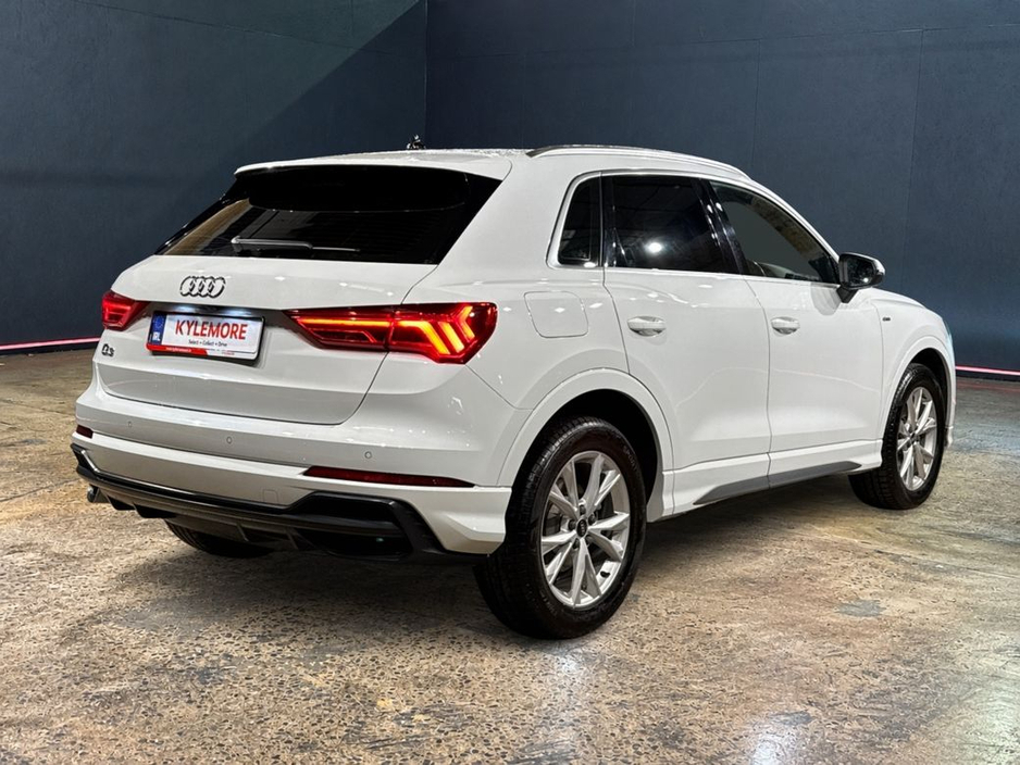 Audi Q3 1.5 TFSI S-LINE - HALF BLACK LEATHER - FACTORY ALLOYS - CRUISE CONTROL - HEATING / AC CONTROLS - — thumbnail 3