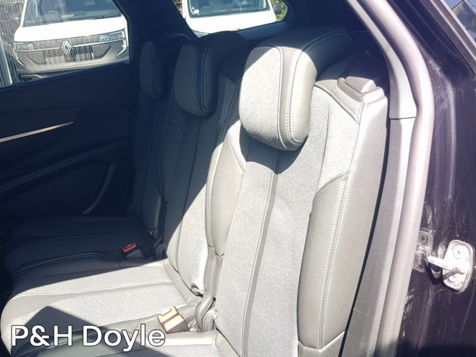 2023 Peugeot 5008 1.5L Diesel For Sale Images