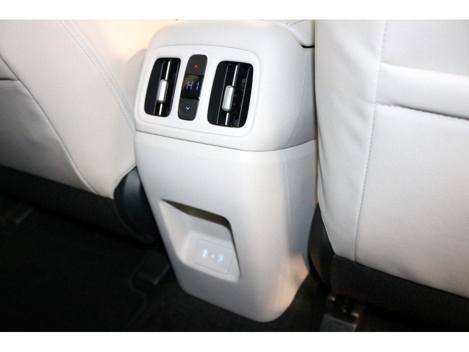 Hyundai Tucson PHEV Platinum 1.6L Petrol Automatic SUV - Plug in hybrid - — thumbnail 10