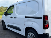 2020 Peugeot Partner 1.5L Diesel For Sale Images