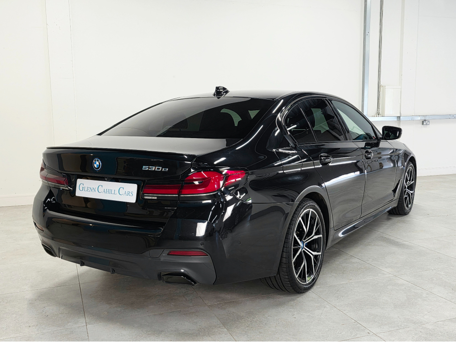 2022 BMW 5 Series 2L Petrol Plug-in Hybrid For Sale Images