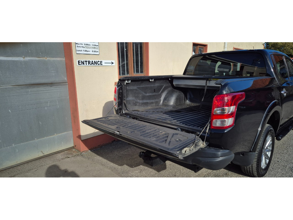 2016 Mitsubishi L200 2.4L Diesel For Sale Images