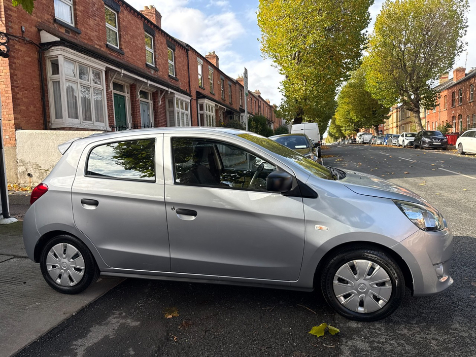 2015 Mitsubishi Space Star 1L Petrol For Sale Images