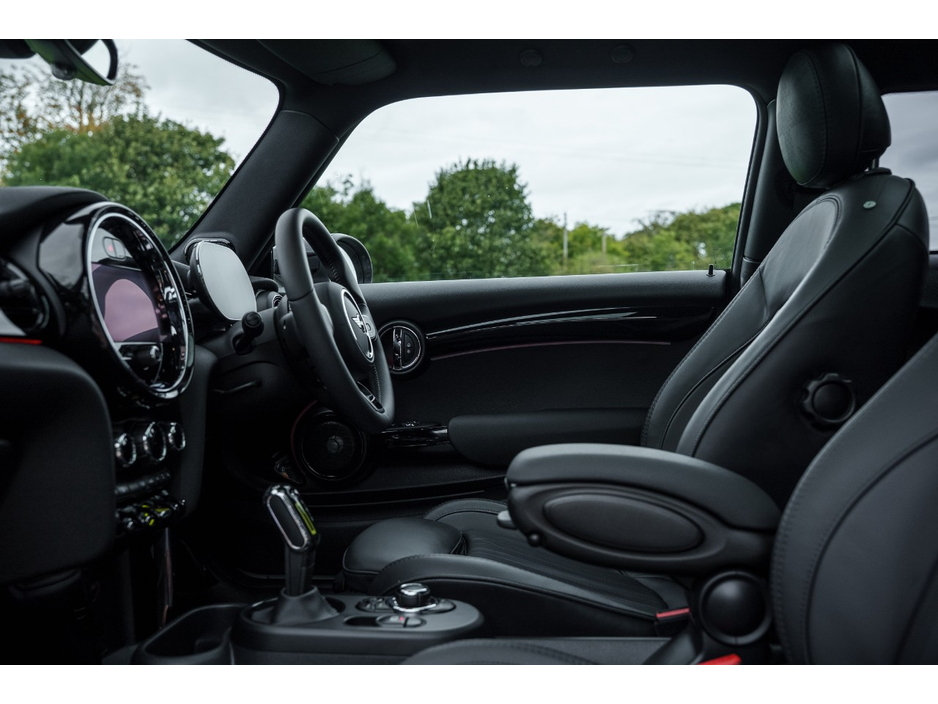 2023 MINI Hatch 0L Electric For Sale Images