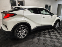 2022 Toyota C-HR 1.8L Petrol Hybrid For Sale Images