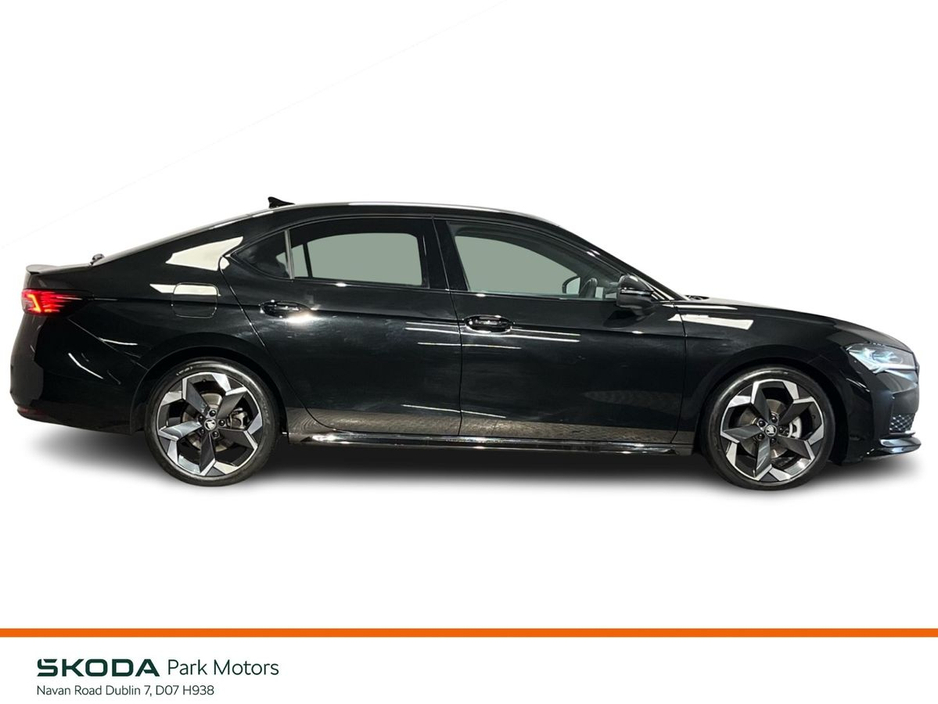 Skoda Superb Sportline DSG 2.0TDI 150BHP - Reversing Camera - Ambient Lighting - Climate Control - Electric Heated Memory Seats - Keyless Start - Apple CarPlay/Android Auto — thumbnail 7