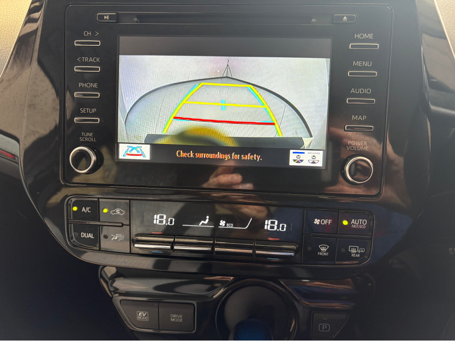2022 Toyota Prius 1.8L Hybrid For Sale Images