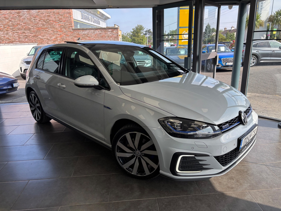 2017 Volkswagen Golf 1.4L Petrol Plug-in Hybrid For Sale Images