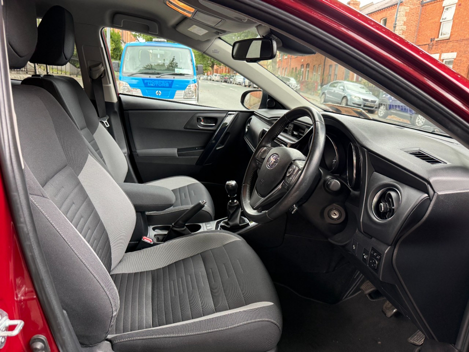 2017 Toyota Auris 1.2L Petrol For Sale Images