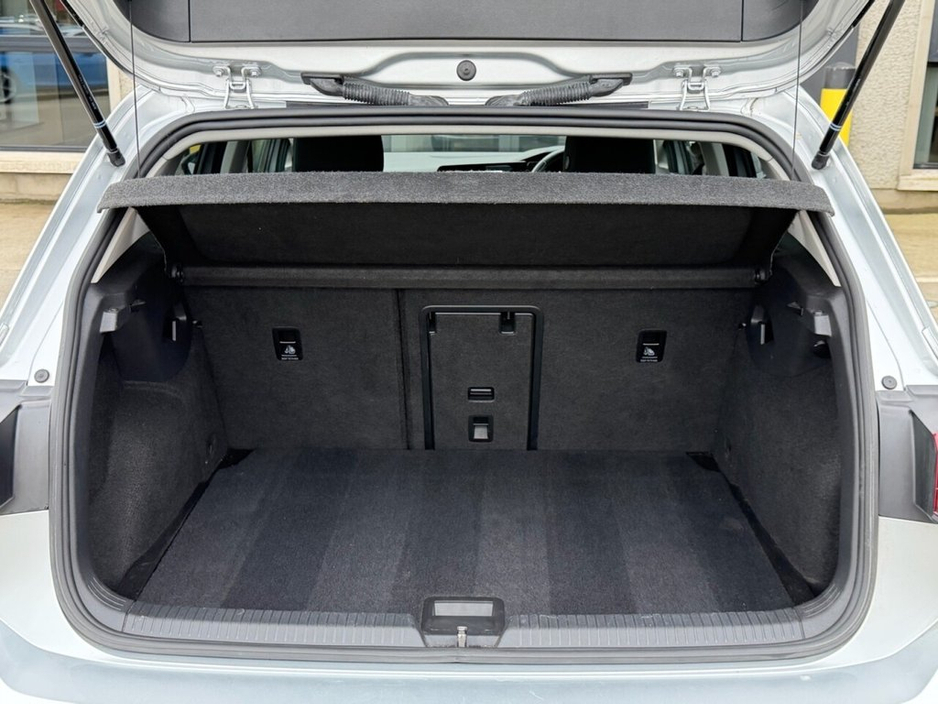 2023 Volkswagen Golf 2L Diesel For Sale Images