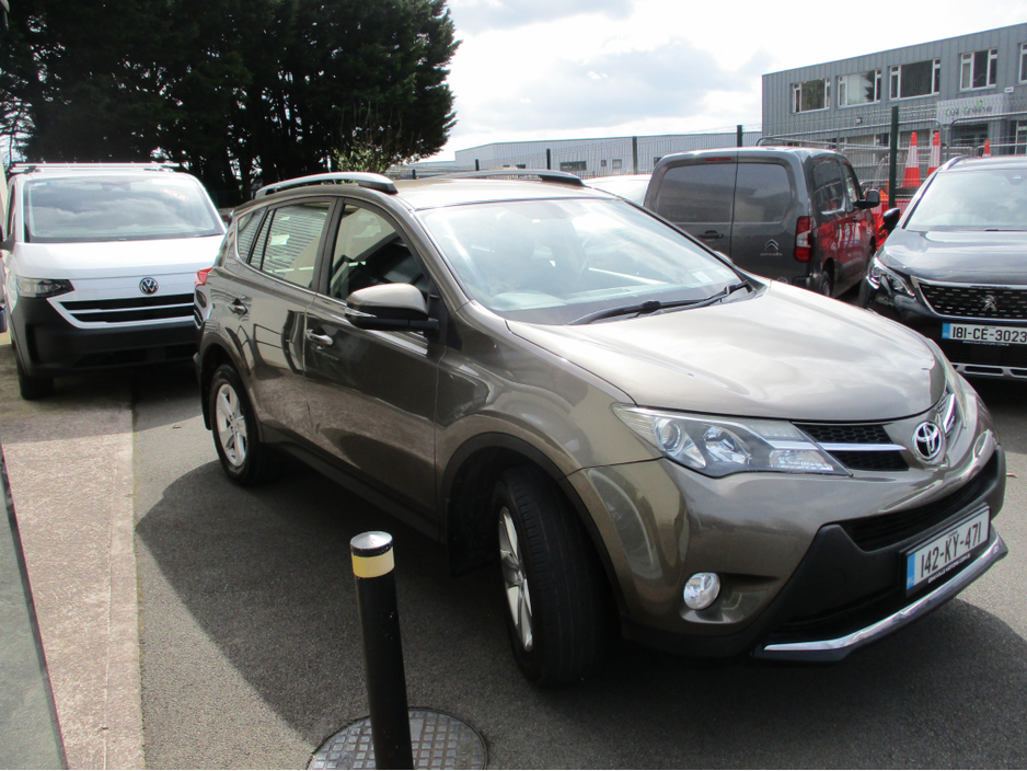2014 Toyota Rav4 2L Diesel For Sale Images