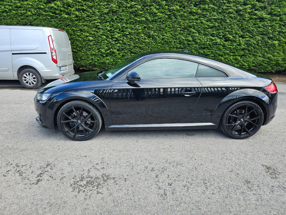 2015 Audi TT 2L Petrol For Sale Images