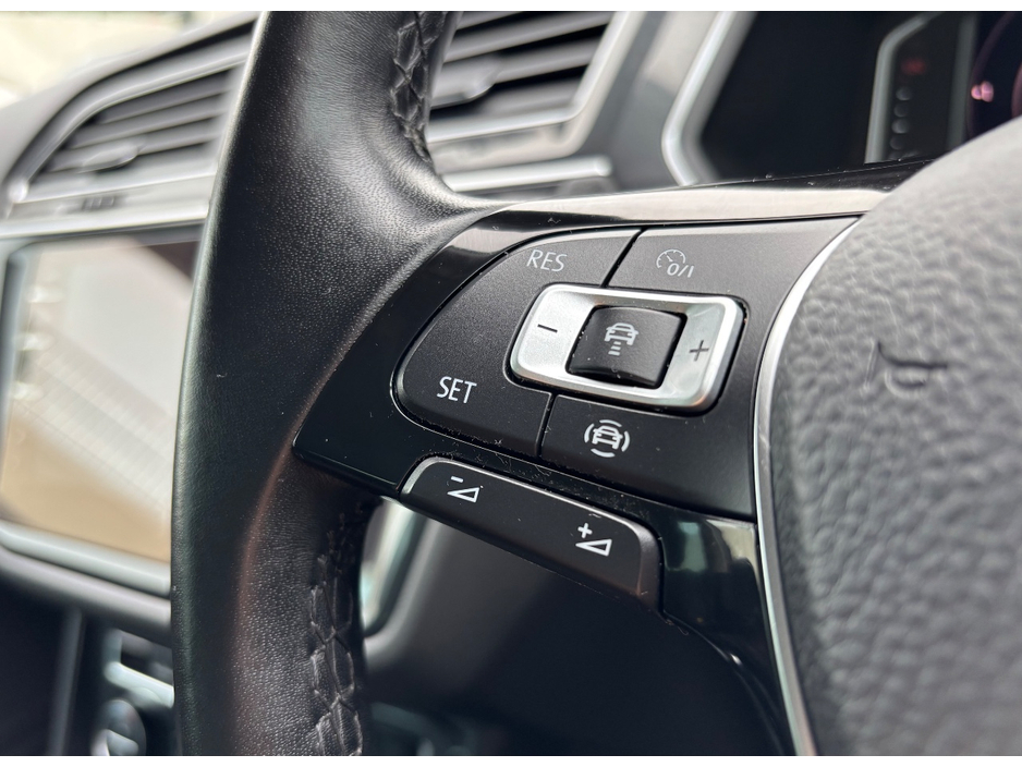 2019 Volkswagen Tiguan 2L Diesel For Sale Images