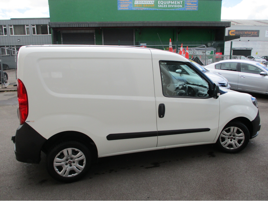 2023 Fiat Doblo 1.6L Diesel For Sale Images