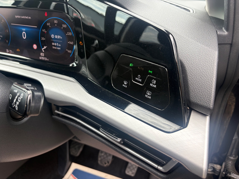 2021 Volkswagen Golf 2L Diesel For Sale Images
