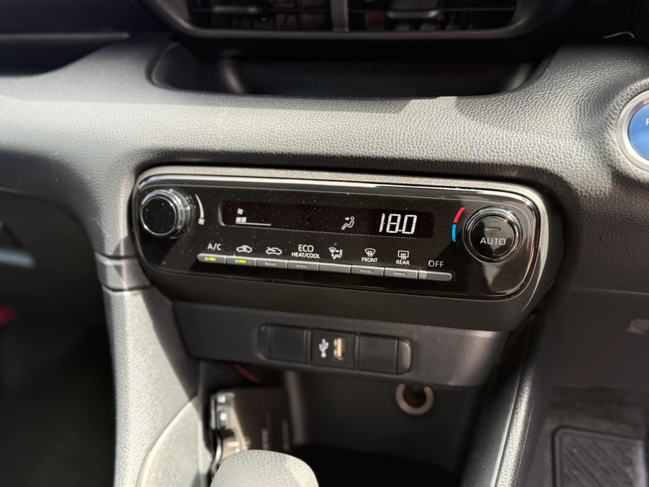 2021 Toyota Yaris 1.5L Petrol Hybrid For Sale Images