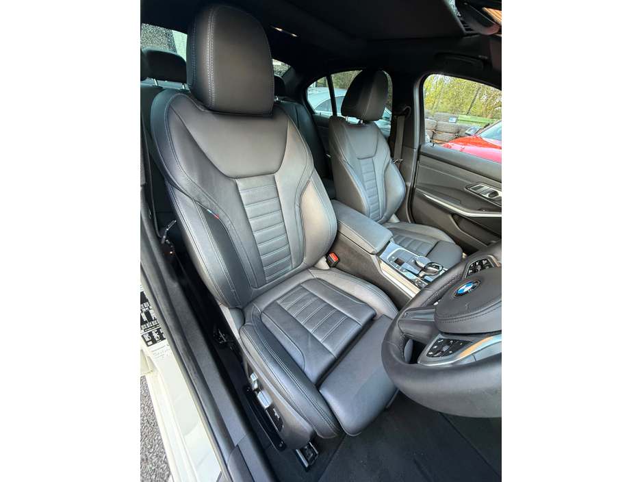 2021 BMW 3 Series 2L Diesel For Sale Images