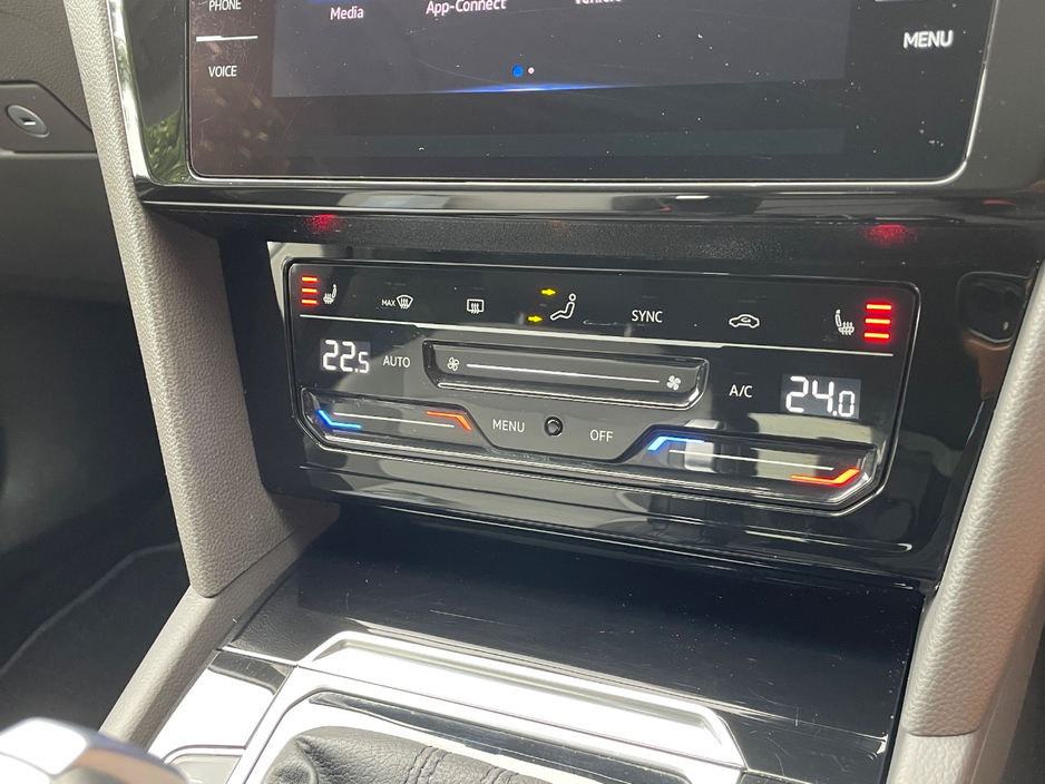 2021 Volkswagen Arteon 2L Diesel For Sale Images