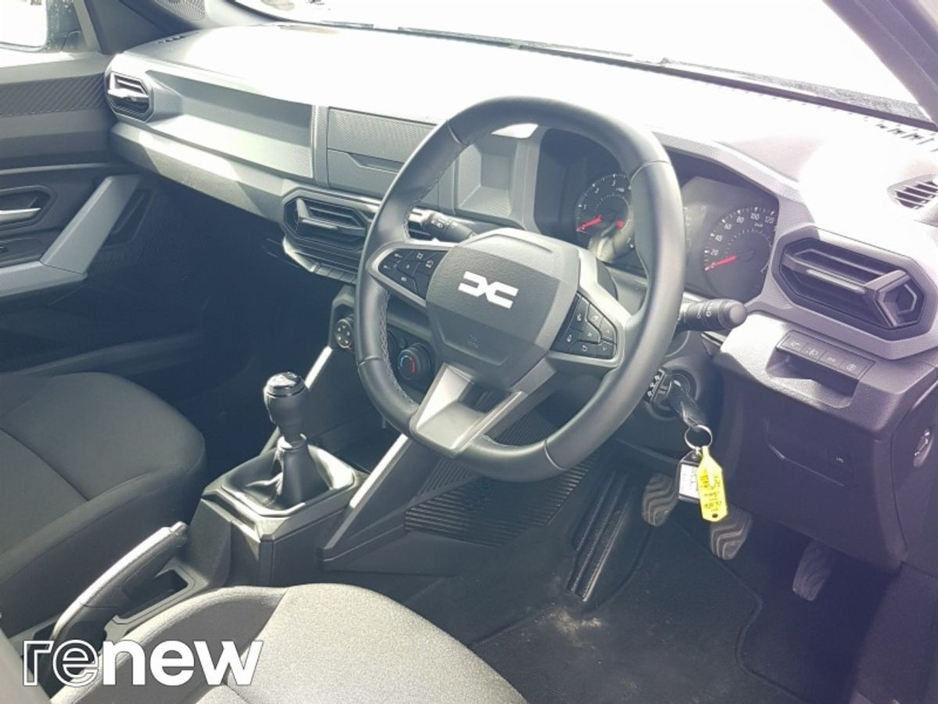 2025 Dacia Duster 1L Petrol For Sale Images