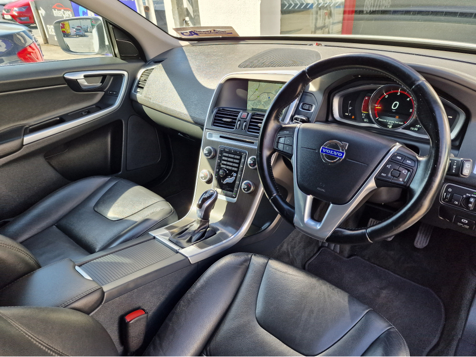 2015 Volvo XC60 2.0L Diesel For Sale Images