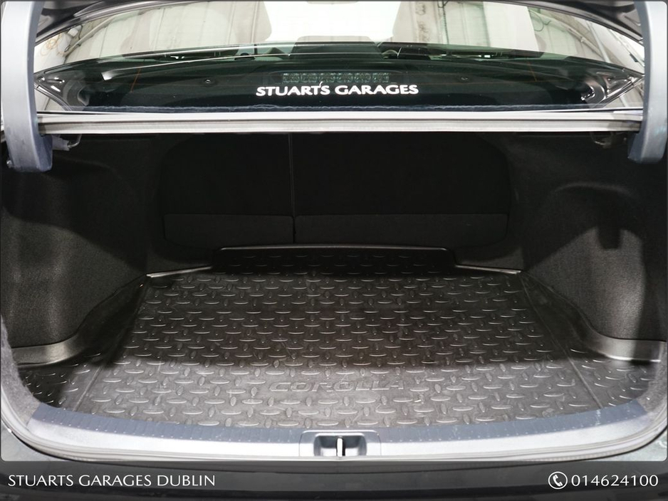 Toyota Corolla Hybrid SOL Saloon 4DR Auto*Night Sky Black Metallic with Light grey Partial leather*18" Bi-Tone Grey Alloys* — thumbnail 23