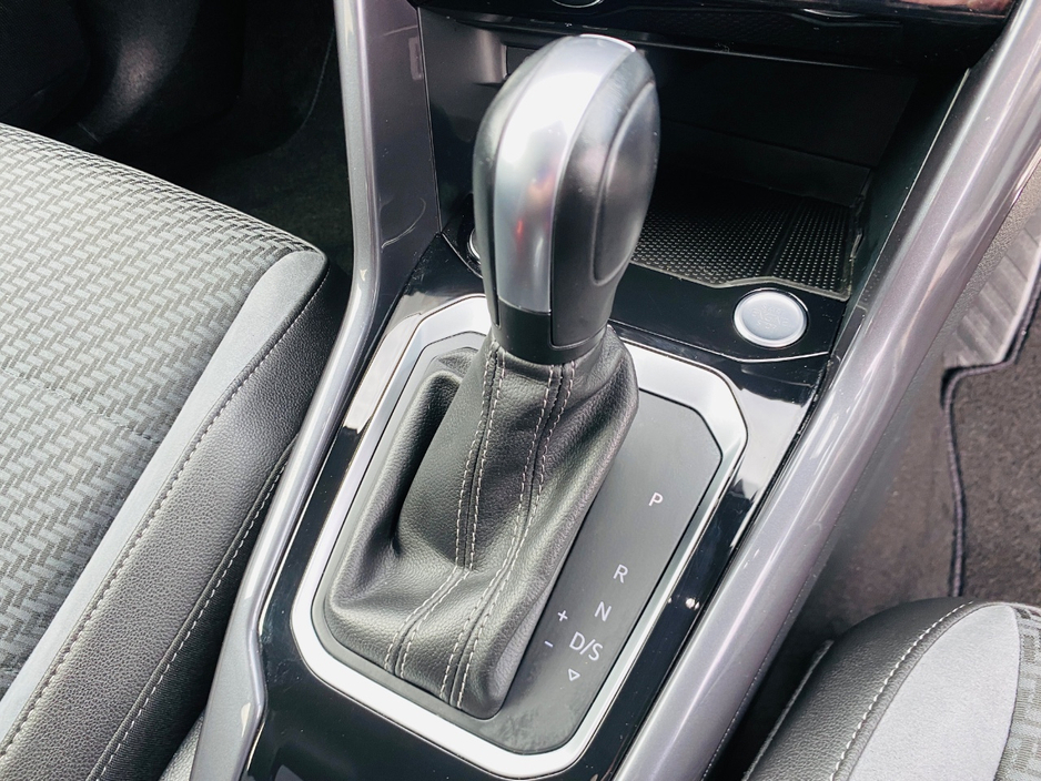 2021 Volkswagen T-Roc 2L Diesel For Sale Images
