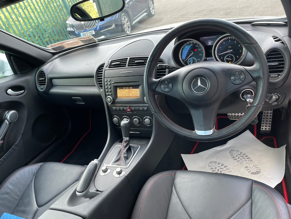 2008 Mercedes-Benz SLK Class 1.8L Petrol For Sale Images