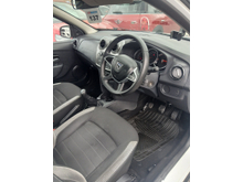 2017 Dacia Sandero Stepway 1.5L Diesel For Sale Images
