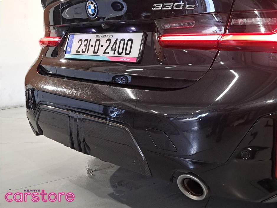 BMW 3 Series 330e M Sport *M PERFORMANCE EXTERIOR KIT* — thumbnail 26