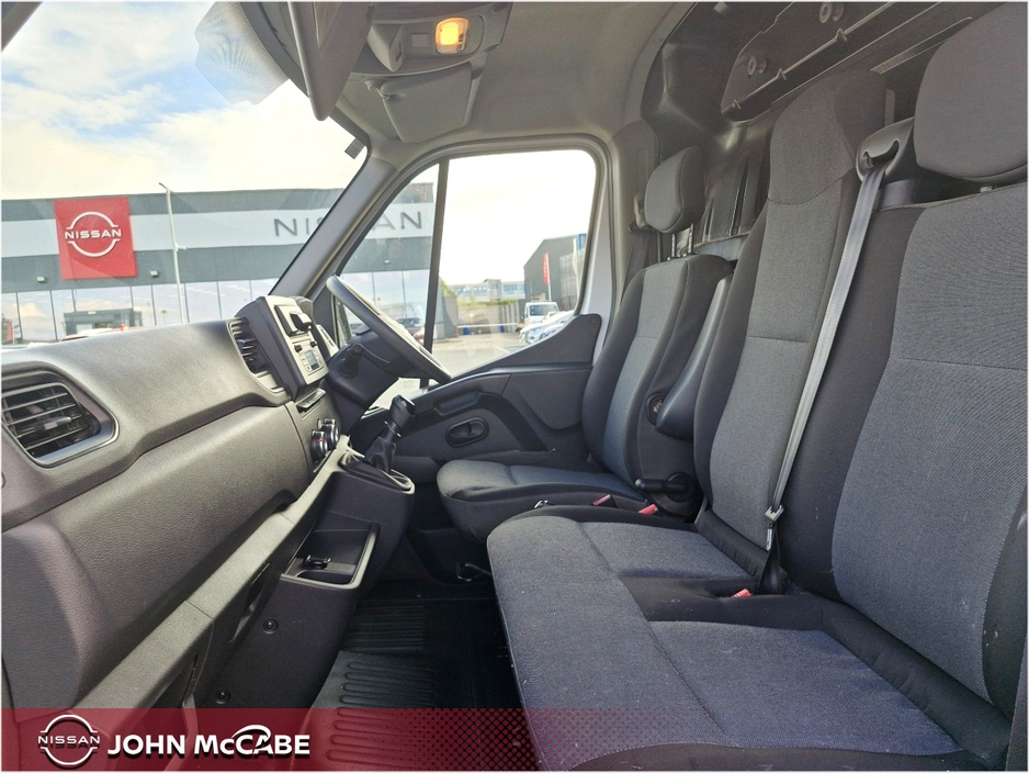 2021 Nissan NV400 2.3L Diesel For Sale Images