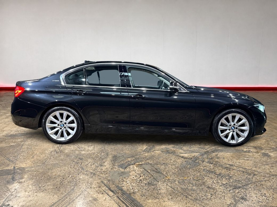 BMW 3 Series 330E 2.0 HYBRID AUTOMATIC - LUXURY - FULL BEIGE LEATHER - UPGRADED ALLOYS - ADAPTIVE CRUISE CONTROL - LED HEADLIGHTS - REAR CAMERA — thumbnail 2
