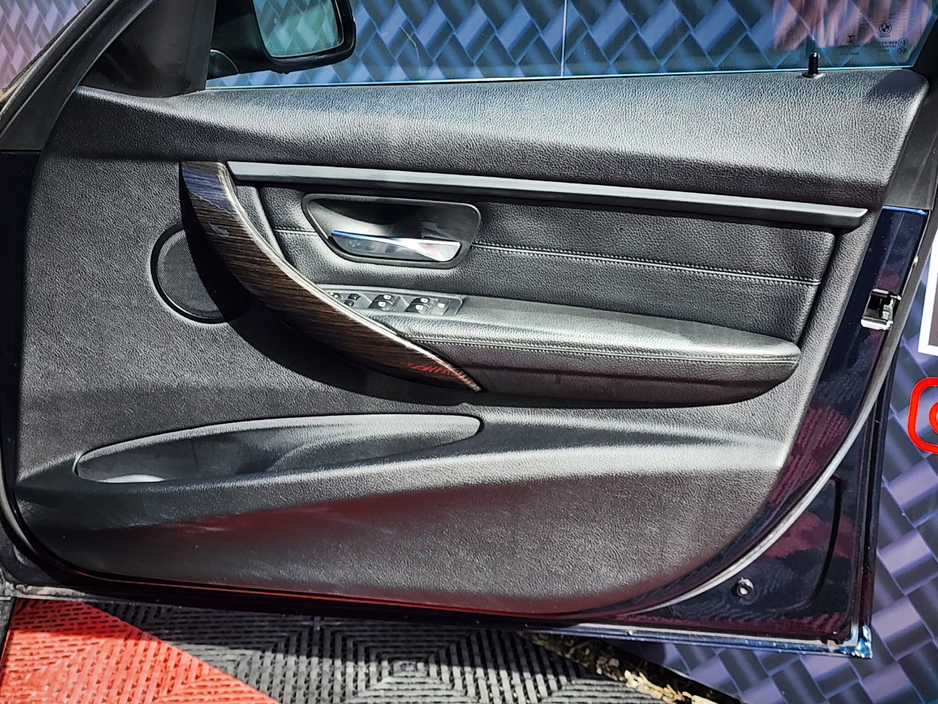 2015 BMW 3 Series 2L Petrol For Sale Images