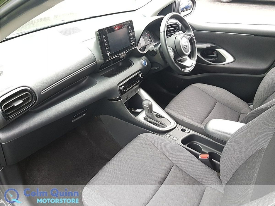Used Toyota Yaris LUNA 1.5 HYBRID AUTO HATCHBACK (2023 (231))
