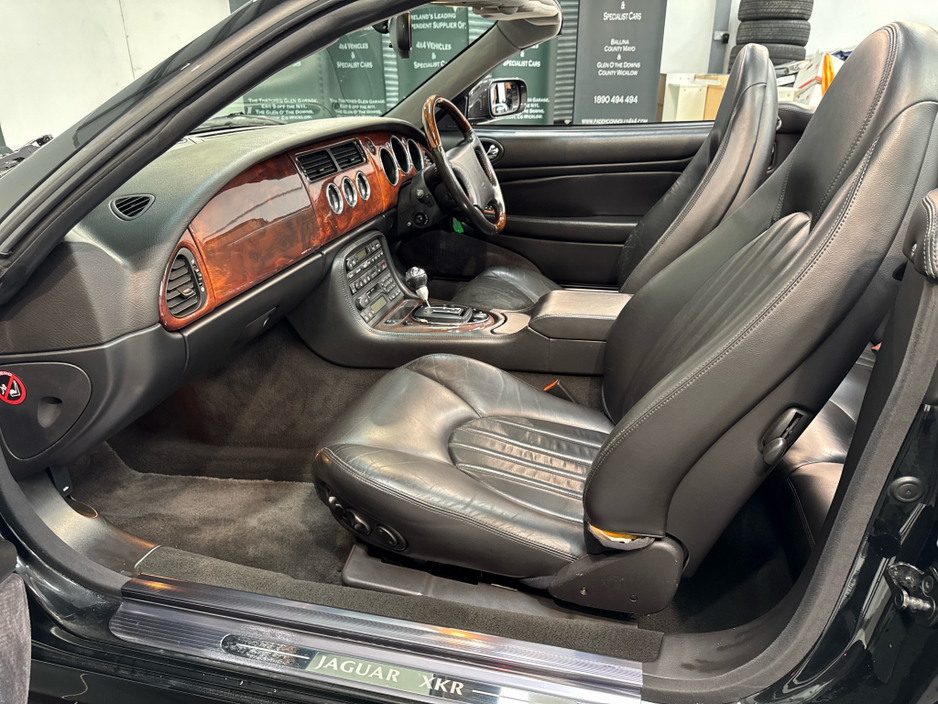 2000 Jaguar XKR 4.0L Petrol For Sale Images
