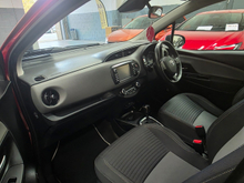 2018 Toyota Yaris 1.5L Petrol Hybrid For Sale Images