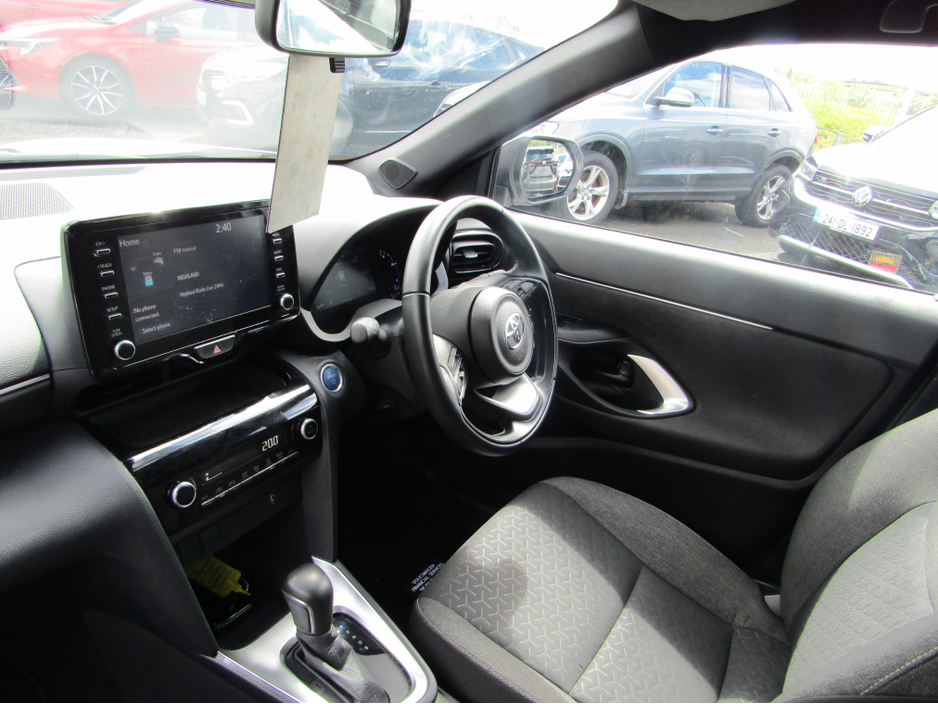 2023 Toyota Yaris 1.5L Hybrid For Sale Images