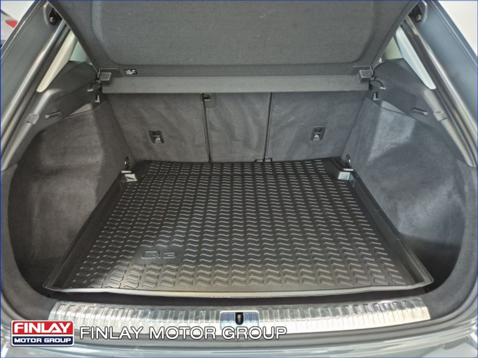 Audi Q3 1 year warranty, SE TDI 150HP Auto, Black Leather , Camera , Nav — thumbnail 27