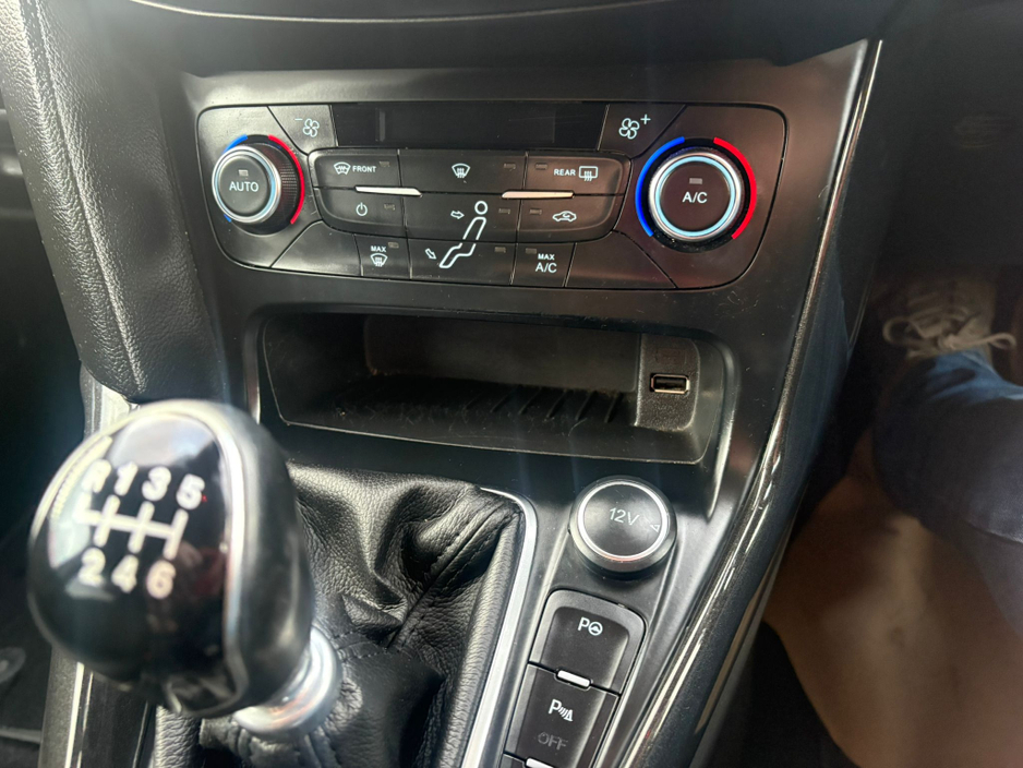 2015 Ford Focus 1L Petrol For Sale Images