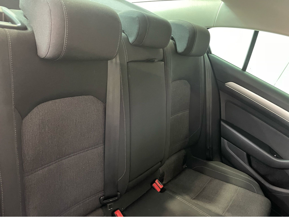 2018 Volkswagen Passat 2.0L Diesel For Sale Images