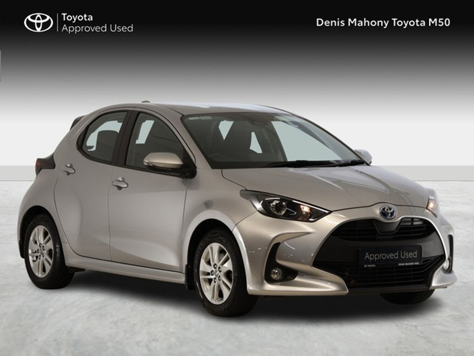 Toyota Yaris Luna Hybrid