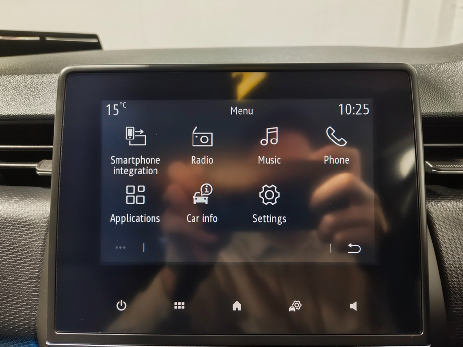 2022 Renault Clio 1L Petrol For Sale Images
