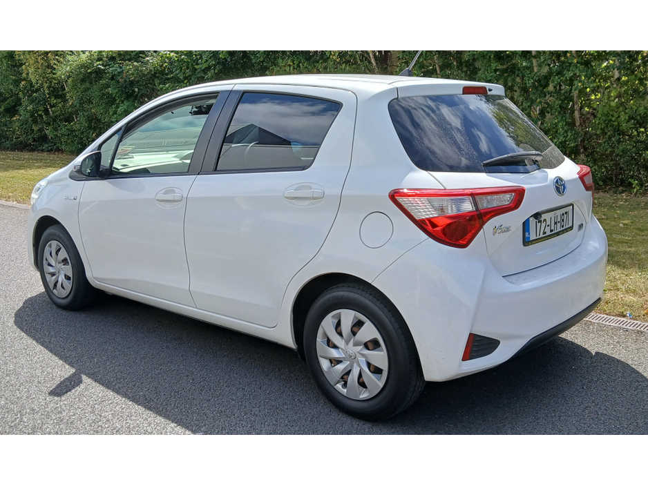 2017 Toyota Vitz 1.5L Hybrid For Sale Images