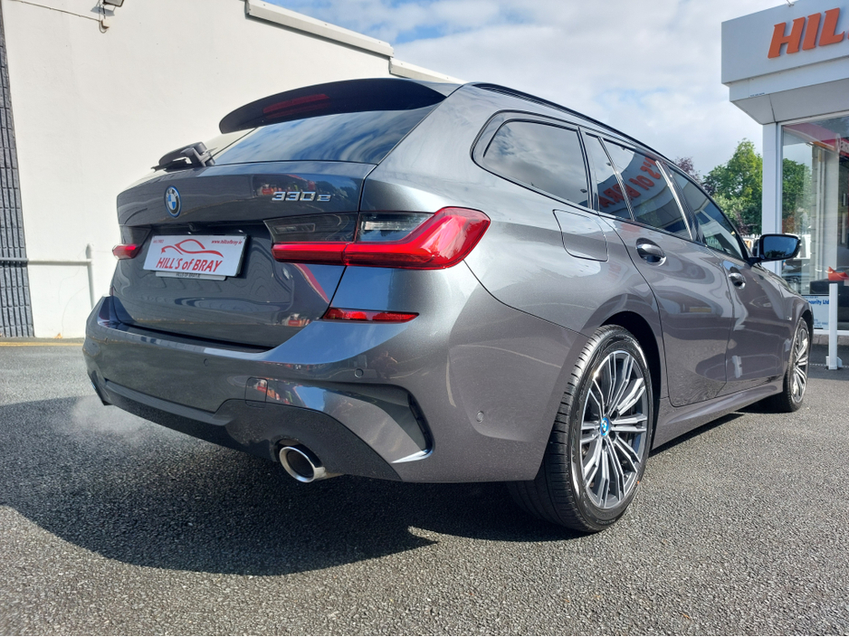 2022 BMW 3 Series 2.0L Petrol Plug-in Hybrid For Sale Images