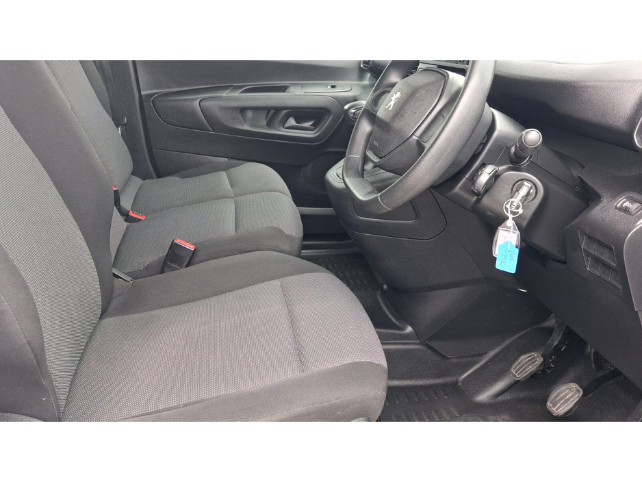 2023 Peugeot Partner 1.5L Diesel For Sale Images