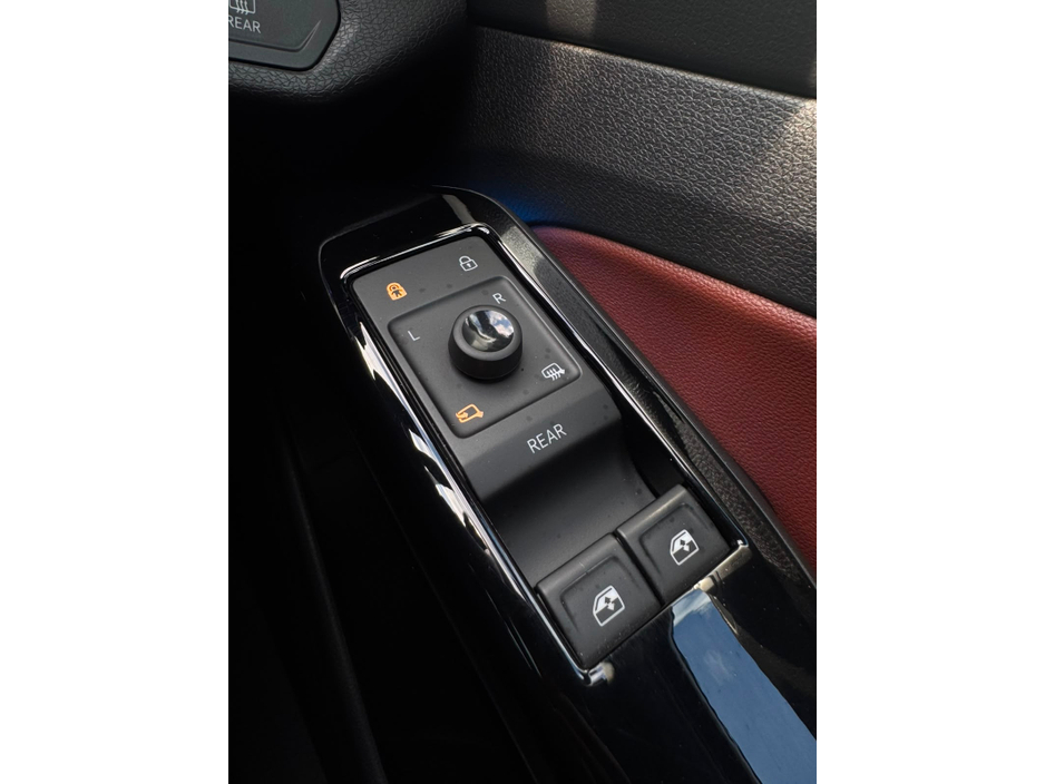 2021 Volkswagen ID.4 0L Electric For Sale Images
