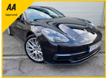 Porsche Panamera 4 E-HYBRID @Waltons Garage Ranelagh