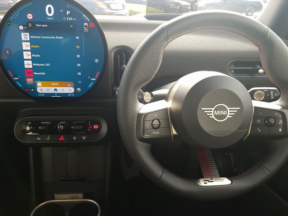 2025 MINI Hatch 2.0L Petrol For Sale Images