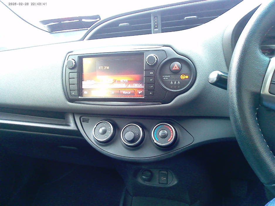 2015 Toyota Yaris 1L Petrol For Sale Images