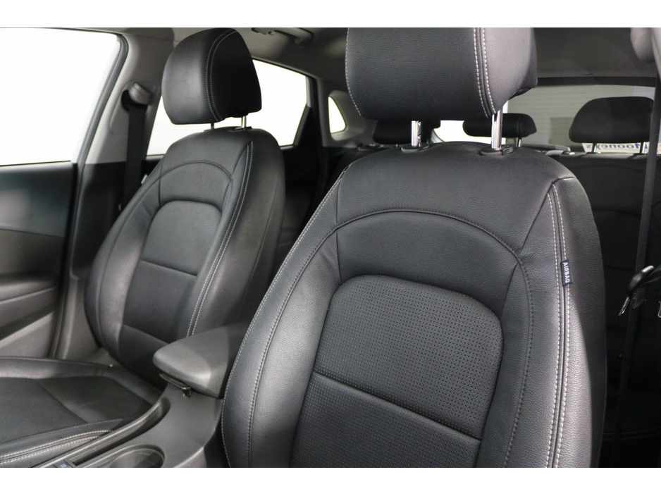 Hyundai Kona Hybrid Executive 1.6L Petrol Compact SUV - Test Drive Today - — thumbnail 9