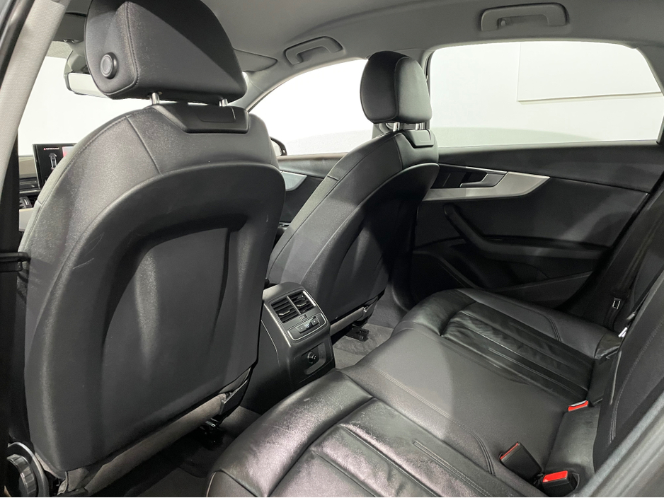 2022 Audi A4 2L Diesel For Sale Images